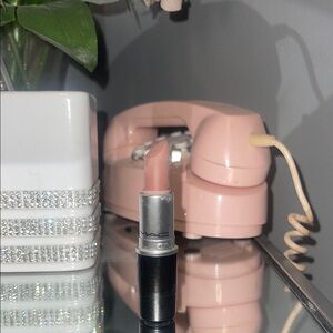 MAC Cosmetics Nude Lipstick